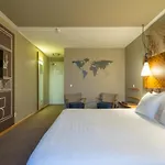 Skotel The Hague, Hotelschool Den Haag