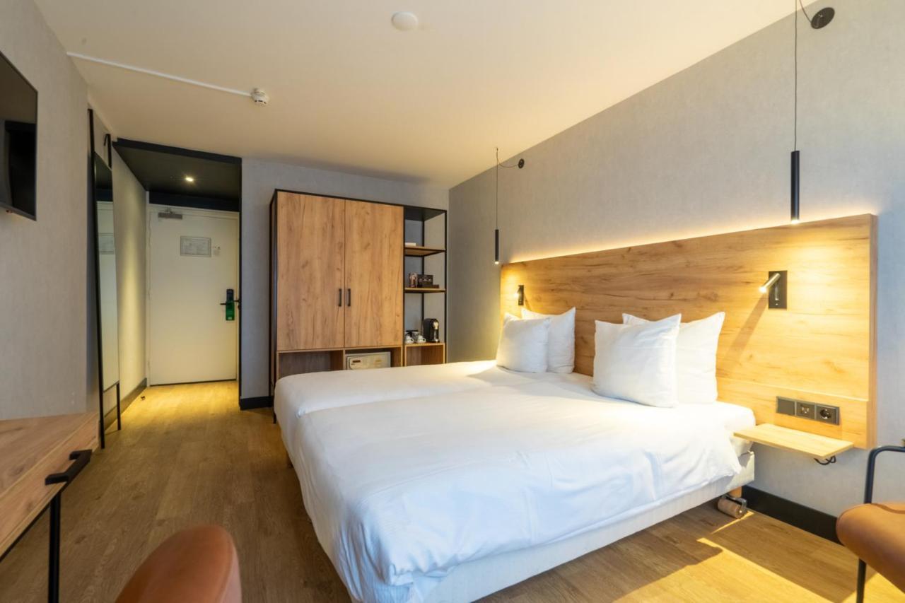 Skotel The Hague, Hotelschool * Den Haag